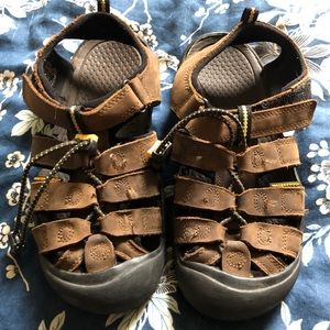Boys keen Newport brown sandals 4